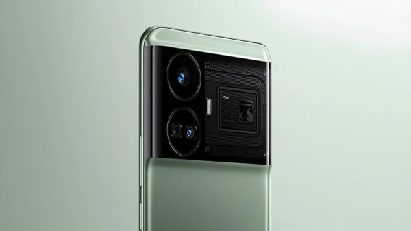 До 24 ГБ ОЗУ, накопитель до 1 ТБ и чип Snapdragon 8 Gen 2 с возможностью изменять тактовую частоту ядер: realme тизерит особенности нового смартфона
До 24 ГБ ОЗУ, накопитель до 1 ТБ и чип Snapdragon 8 Gen 2 с возможностью изменять тактовую частоту ядер: realme тизерит особенности нового смартфона