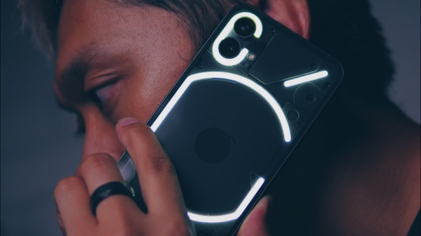 Компания Nothing соврала в рекламе и приукрасила возможности смартфона Nothing Phone (1). Почему?
Компания Nothing соврала в рекламе и приукрасила возможности смартфона Nothing Phone (1). Почему?