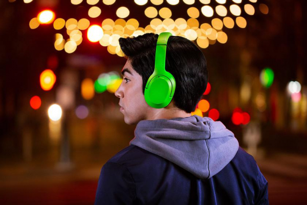 Razer Opus X: беспроводные полноразмерные наушники с активным шумоподавлением и яркими расцветками за $100
Razer Opus X: беспроводные полноразмерные наушники с активным шумоподавлением и яркими расцветками за $100