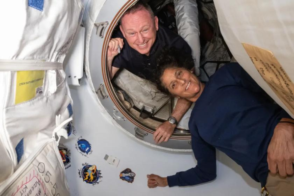 NASA и Boeing продолжают испытания Starliner перед возвращением экипажа на Землю NASA и Boeing продолжают испытания Starliner перед возвращением экипажа на Землю