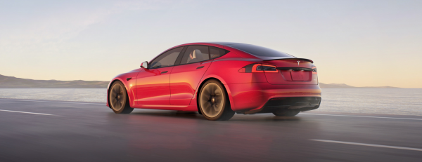 Tesla Model S (2021): обновлённый салон, штурвал вместо руля, запас хода более 837 км и компьютер с мощностью, как у PlayStation 5
Tesla Model S (2021): обновлённый салон, штурвал вместо руля, запас хода более 837 км и компьютер с мощностью, как у PlayStation 5