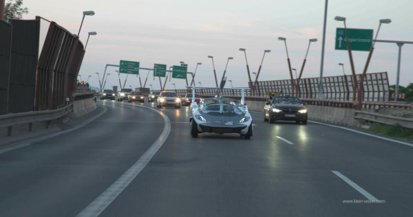 Добро пожаловать в будущее: летающий автомобиль-трансформер AirCar совершил первый в истории перелет между городами
Добро пожаловать в будущее: летающий автомобиль-трансформер AirCar совершил первый в истории перелет между городами