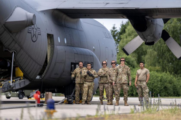 
							69 лучших фотографий с Air Defender 2023 &ndash; завершились самые масштабные военные учения в истории НАТО с участием десятков самолётов, включая F-35, F-15, F-16 и A-10
						