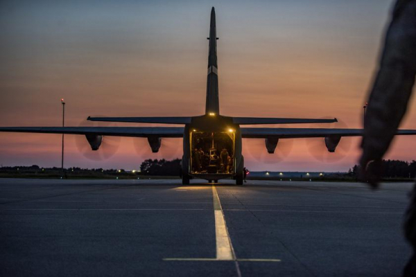 
							69 лучших фотографий с Air Defender 2023 &ndash; завершились самые масштабные военные учения в истории НАТО с участием десятков самолётов, включая F-35, F-15, F-16 и A-10
						