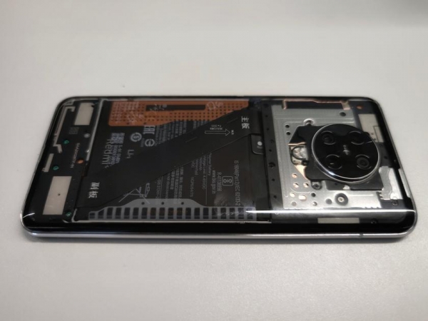 Xiaomi показала специальную версию Redmi K30 Pro, которую вы никогда не купите
Xiaomi показала специальную версию Redmi K30 Pro, которую вы никогда не купите