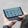 Смартфон-слайдер Pro1-X с физической QWERTY-клавиатурой и несколькими ОС стал хитом Indiegogo
Смартфон-слайдер Pro1-X с физической QWERTY-клавиатурой и несколькими ОС стал хитом Indiegogo