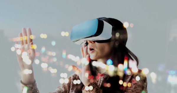 Samsung может использовать дисплеи Sony micro-OLED для своей первой гарнитуры виртуальной реальности Samsung может использовать дисплеи Sony micro-OLED для своей первой гарнитуры виртуальной реальности