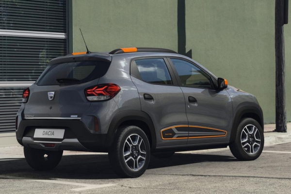 
						Renault показала Dacia Spring: народный электрический кроссовер с батареей на 26.8 кВтч и запасом хода до 225 км
					