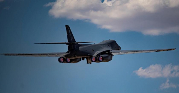 
							ВВС США испытало модернизированный стратегический бомбардировщик B-1B Lancer с системами BEAST и Link 16
						
