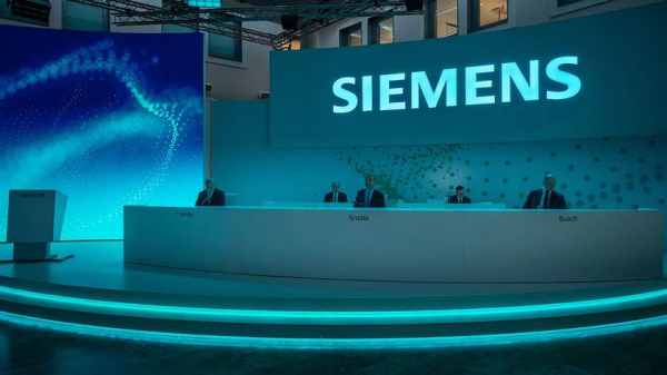 Немецкая компания Siemens осудила войну в Украине и объявила об уходе с российского рынка
Немецкая компания Siemens осудила войну в Украине и объявила об уходе с российского рынка