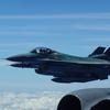 Первое в истории развёртывание ядерных бомбардировщиков B-52H в Индонезии подошло к концу – ВВС США возвращают стратегические самолёты на Гуам
Первое в истории развёртывание ядерных бомбардировщиков B-52H в Индонезии подошло к концу – ВВС США возвращают стратегические самолёты на Гуам