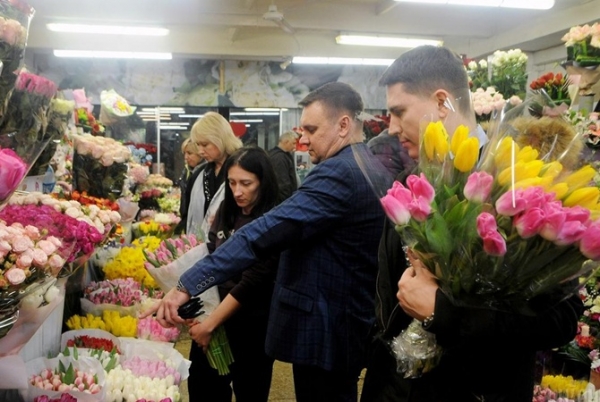 8 Марта в Украине: что на самом деле хотят женщины 8 Марта в Украине: что на самом деле хотят женщины