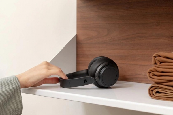 Microsoft Surface Headphones 2: беспроводные наушники с активным шумоподавлением за $249
Microsoft Surface Headphones 2: беспроводные наушники с активным шумоподавлением за $249