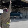США подняли в небо одновременно 40% флота ядерных бомбардировщиков B-2 Spirit стоимостью более $2 млрд
США подняли в небо одновременно 40% флота ядерных бомбардировщиков B-2 Spirit стоимостью более $2 млрд