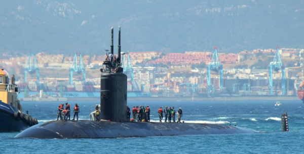 
							США отправили ударную атомную субмарину USS Annapolis с ракетами Tomahawk в Республику Корея вслед за USS Kentucky
						
