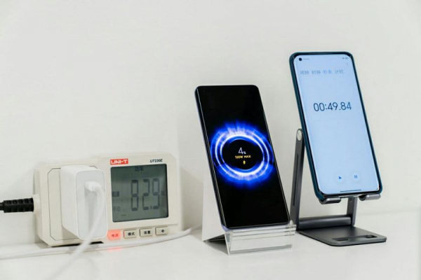 Xiaomi развенчала миф о том, что ее 200-ваттная зарядка опасна и вредит аккумулятору
Xiaomi развенчала миф о том, что ее 200-ваттная зарядка опасна и вредит аккумулятору