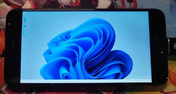 
						Windows 11 установили на легендарный флагман Xiaomi Mi 6
					