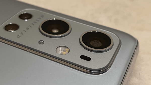 Запись видео 4К с частотой 120 к/с, 50 МП камера и процессор Snapdragon 888: новые подробности о OnePlus 9 Pro
Запись видео 4К с частотой 120 к/с, 50 МП камера и процессор Snapdragon 888: новые подробности о OnePlus 9 Pro