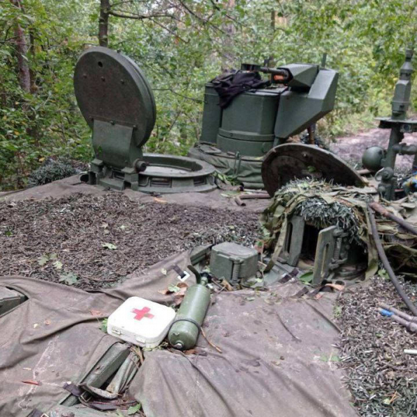 Вооружённые Силы Украины впервые захватили сверхсовременный российский танк Т-90М Прорыв
Вооружённые Силы Украины впервые захватили сверхсовременный российский танк Т-90М Прорыв