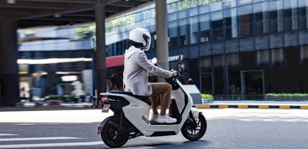 Honda представила U-Go — электрический скутер со скоростью до 53 км/ч за $1200
Honda представила U-Go — электрический скутер со скоростью до 53 км/ч за $1200
