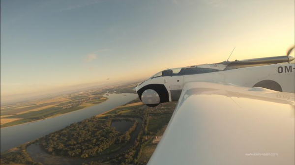 Добро пожаловать в будущее: летающий автомобиль-трансформер AirCar совершил первый в истории перелет между городами
Добро пожаловать в будущее: летающий автомобиль-трансформер AirCar совершил первый в истории перелет между городами