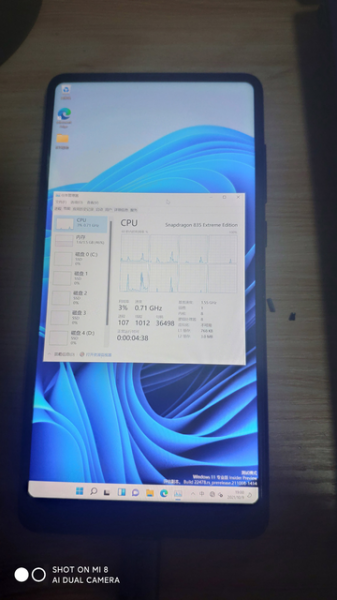 
						Windws 11 установили на Xiaomi Mi Mix 2s
					