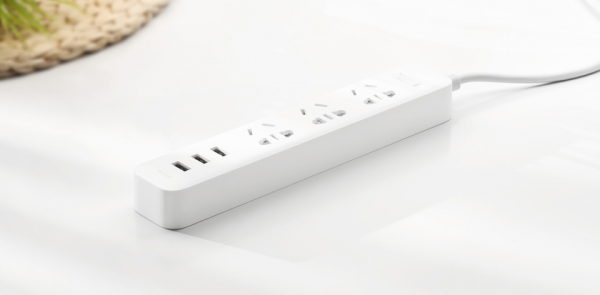 Xiaomi представила удлинитель Mi Power Strip c тремя портами USB и быстрой зарядкой на 27 Вт
Xiaomi представила удлинитель Mi Power Strip c тремя портами USB и быстрой зарядкой на 27 Вт