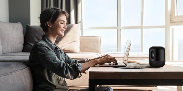 
						Huawei представила накладные наушники FreeBuds Studio с шумоподавлением и &laquo;умную&raquo; колонку Huawei Sound
					