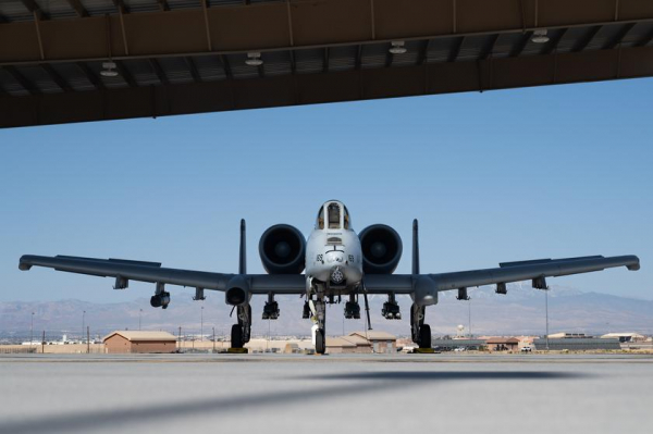 
							Штурмовики A-10 Thunderbolt II смогут нести 16 высокоточных бомб GBU-39/B SDB после обновления программного обеспечения
						