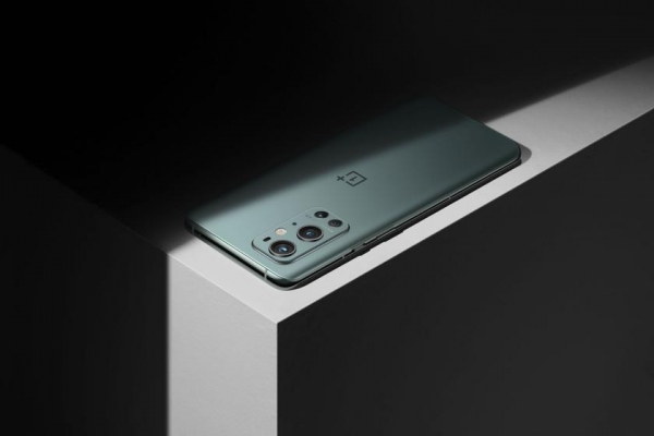 
						OnePlus 9 Pro: продвинутая камера Hasselblad, экран Fluid Display 2.0, Snapdragon 888 и 65 Вт зарядка за $970
					