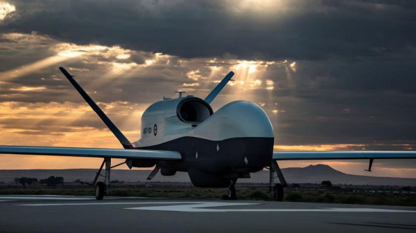 Northrop Grumman представила первый беспилотник MQ-4C Triton для Королевских военно-воздушных сил Австралии
Northrop Grumman представила первый беспилотник MQ-4C Triton для Королевских военно-воздушных сил Австралии