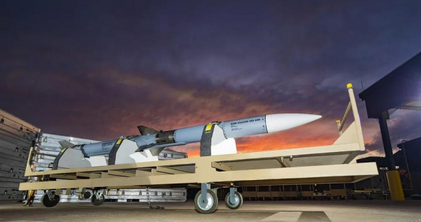 ВВС и ВМС США примут на вооружение модернизированную ракету AIM-120D-3 AMRAAM, пока продолжается разработка секретных ракет AIM-260 JATM
ВВС и ВМС США примут на вооружение модернизированную ракету AIM-120D-3 AMRAAM, пока продолжается разработка секретных ракет AIM-260 JATM