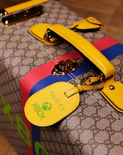 Gucci и Microsoft выпустили элитную версию Xbox Series X за $10 тысяч
Gucci и Microsoft выпустили элитную версию Xbox Series X за $10 тысяч