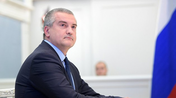 Аксенов объяснил Верховной Раде, почему Крым ушел в Россию Аксенов объяснил Верховной Раде, почему Крым ушел в Россию