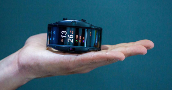 
						Xiaomi готовит к выходу браслет Mi Band X с опоясывающим дисплеем
					