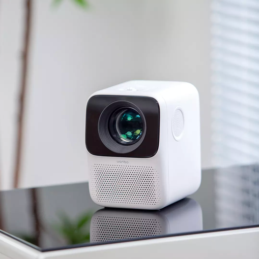 
						Xiaomi Wanbo T2 Free Projector: компактный проектор с разрешением FHD и ценником в $85
					