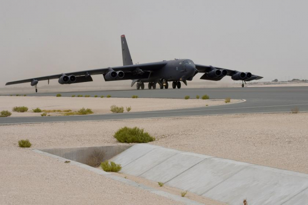 
							ВВС США начали модернизацию ядерных бомбардировщиков B-52H Stratofortress стоимостью $2,8 млрд &ndash; первый самолёт получает новый радар
						