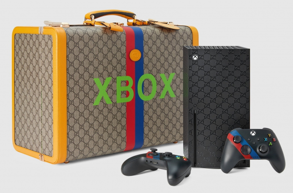 Gucci и Microsoft выпустили элитную версию Xbox Series X за $10 тысяч
Gucci и Microsoft выпустили элитную версию Xbox Series X за $10 тысяч