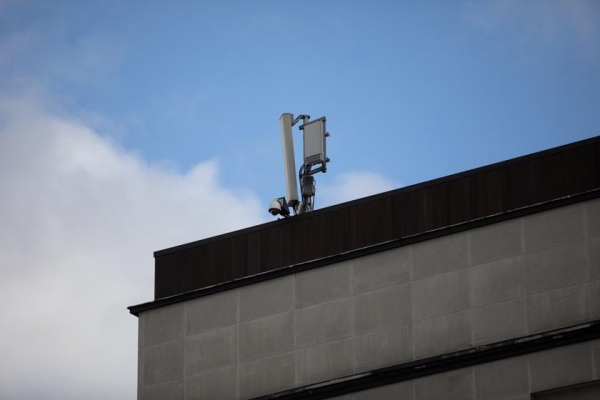 
						В Беларуси запустили первую сеть 5G
					