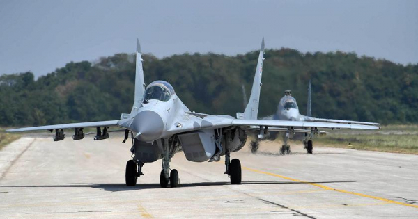 Сербия заявила, что будет сбивать беспилотники над Рашкой
Сербия заявила, что будет сбивать беспилотники над Рашкой