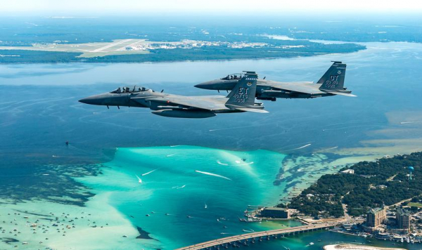 
							ВВС США заплатят почти $10 млрд за модернизированные истребители F-15EX Eagle II &ndash; стоимость самолёта оценивается в $94 млн
						