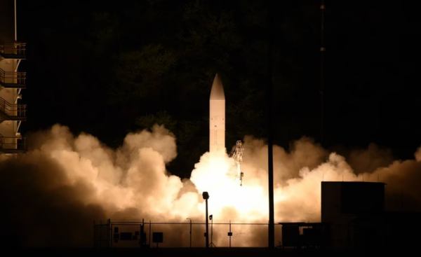 Lockheed Martin получила $1,2 млрд на поставку и интеграцию гиперзвуковых ракет в новейшие эсминцы Zumwalt
Lockheed Martin получила $1,2 млрд на поставку и интеграцию гиперзвуковых ракет в новейшие эсминцы Zumwalt