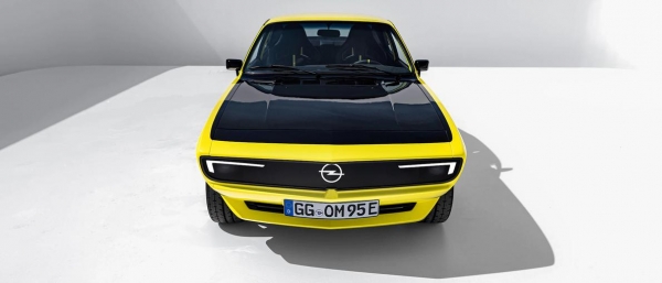 
						Opel превратила купе Manta A из 70-х годов в электромобиль
					