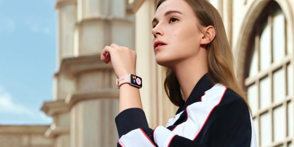 
						Huawei Watch Fit: смарт-часы с вытянутым 1,64" дисплеем, датчиками ЧСС и SpO2 и автономностью до 10 дней за $110
					