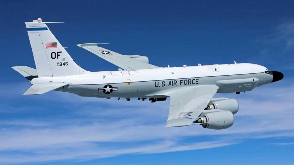 RC-135V/W Rivet Joint выполнил беспрецедентную миссию в Европе – американский стратегический самолёт пролетел вдоль границы между Финляндией и россией
RC-135V/W Rivet Joint выполнил беспрецедентную миссию в Европе – американский стратегический самолёт пролетел вдоль границы между Финляндией и россией
