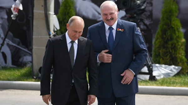 Болкунец описал, что будет, если Россия сейчас подпишет с Лукашенко документы по интеграции