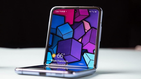 Слух: глобальная версия «раскладушки» Galaxy Z Flip 3 не получит 5G и будет стоить меньше $1000
Слух: глобальная версия «раскладушки» Galaxy Z Flip 3 не получит 5G и будет стоить меньше $1000