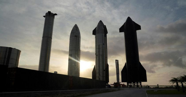 SpaceX хочет совершить первый полёт космического корабля Starship до конца 2022 года
SpaceX хочет совершить первый полёт космического корабля Starship до конца 2022 года