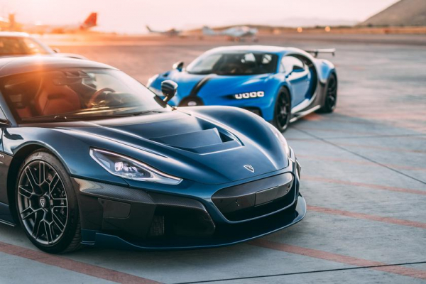 Rimac и Bugatti объединяются: компании будут вместе заниматься производством электрических гиперкаров
Rimac и Bugatti объединяются: компании будут вместе заниматься производством электрических гиперкаров