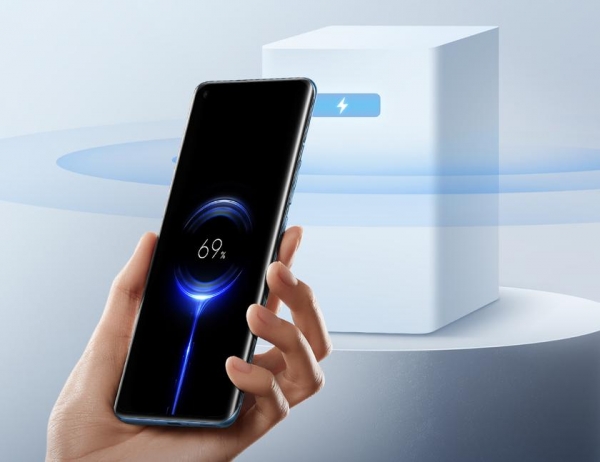 
						Вопреки здравому смыслу Xiaomi показала Mi Air Charge: по-настоящему беспроводную зарядку для смартфонов
					